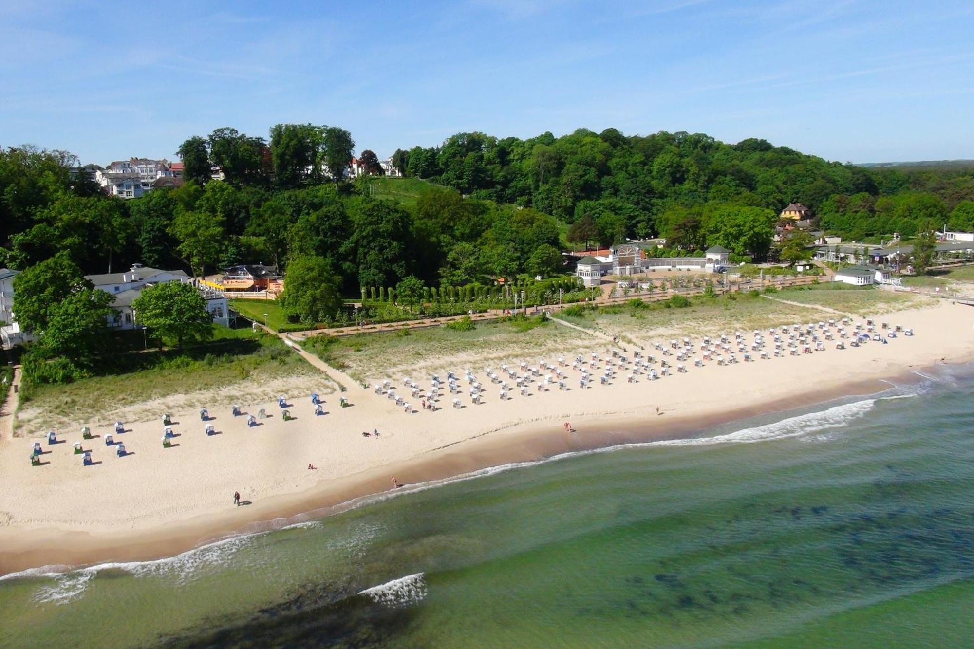 Ferienwohnung Mit Balkon, Gratis Nutzung Vom Ahoi Erlebnisbad Und Sauna In Sellin - Haus Strandeck Fewo 20 เกอเรน ภายนอก รูปภาพ